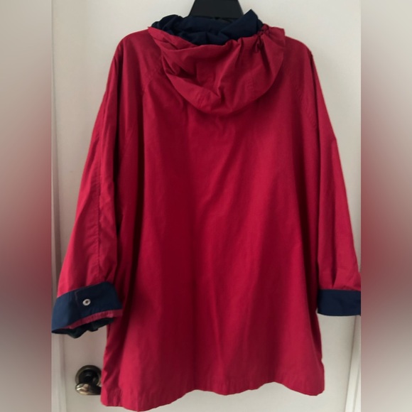 London Fog Limited Edition Ruby Red Light Coat Large - Picture 3 of 5